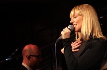 Aussie Jazz singer Cathi Ogden lights up Chelsea set - Australian Times ...